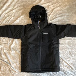 Patagonia Boys Snowshot Jacket NEW Black sz S 7-8